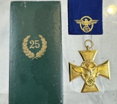 25 Year Police Long Service Medal and Case