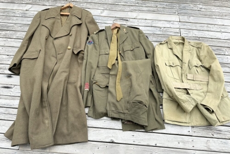 Uniform Grouping to a Canadian 2nd War Officer