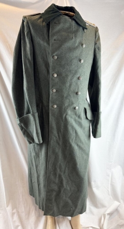 German Infantry Hauptmans Greatcoat