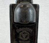 Damon Black Out Flashlight