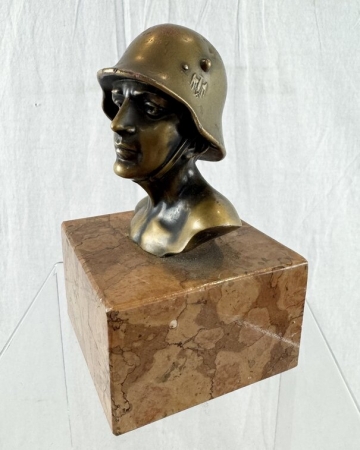 Patriotic Statue of German Soldier