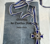 Mother’s Cross in Silver and Envelope