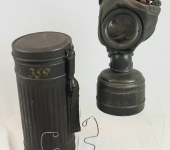 German M31 Gasmask and Carrier