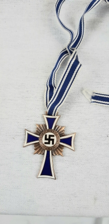 Mother’s Cross in Bronze