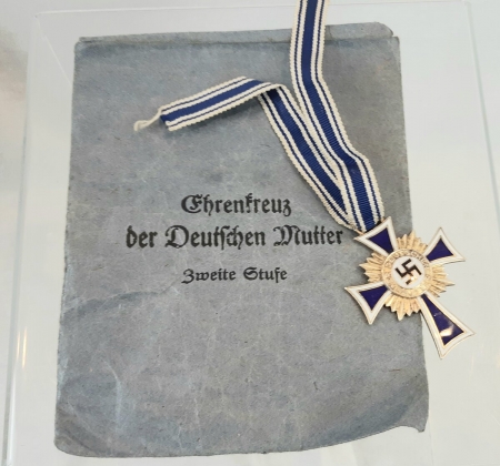 Mothers Cross in Silver with Issue Envelope